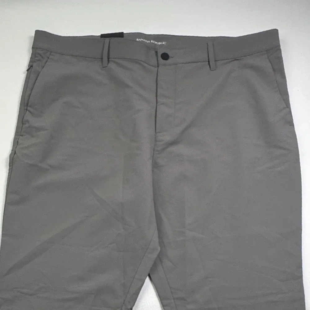 Banana Republic Mens Gray Flat Front Performance Pants 40x30 New 1557516